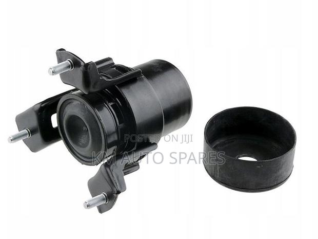 Toyota Mark X Zio Engine Mount. - thumbnail 3