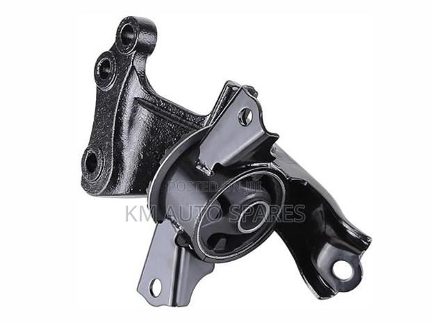 Mitsubishi Mirage Gearbox Mount. - thumbnail 2