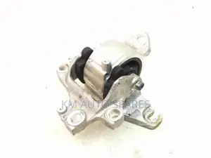 Honda Insight Gearbox Mount.