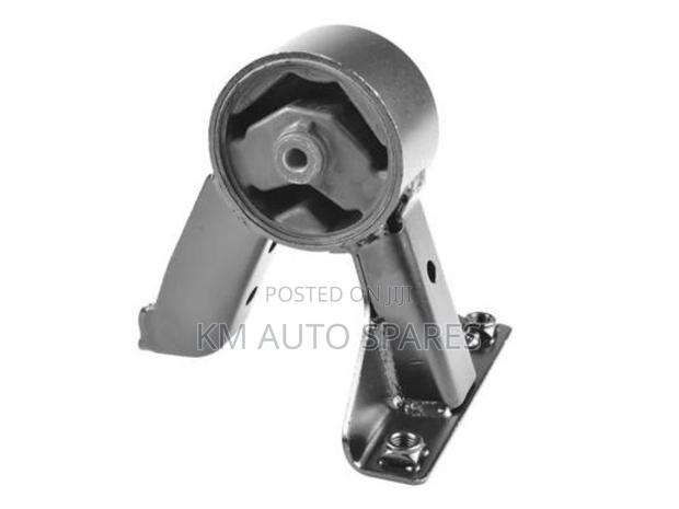 Suzuki Swift Gearbox Mount.