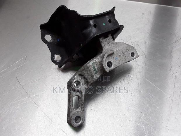 Nissan March Engine Mount, New Model. - thumbnail 3