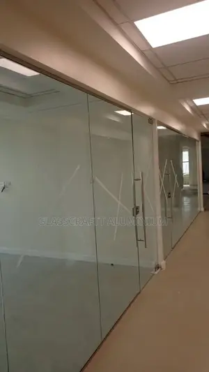 Framless Office Partition