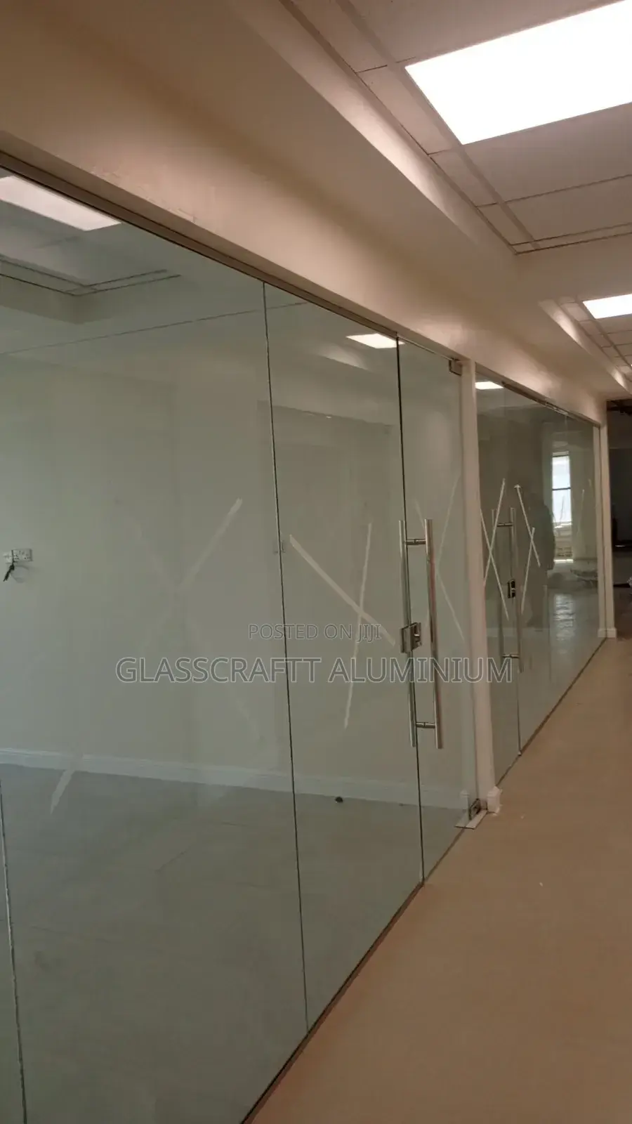 Framless Office Partition