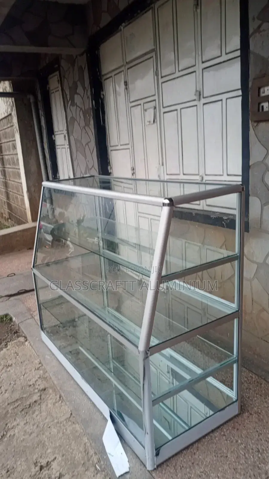 Aluminum Showcase for Cake