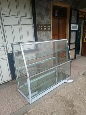 Aluminum Showcase for Cake