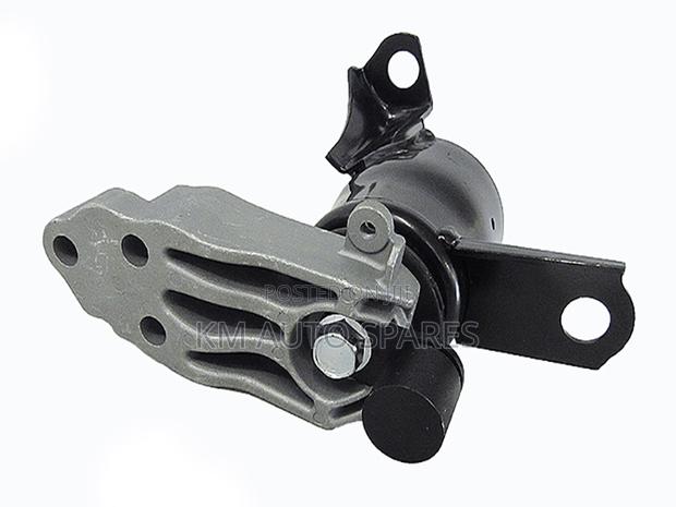 Mazda Demio Engine Mount. - thumbnail 3