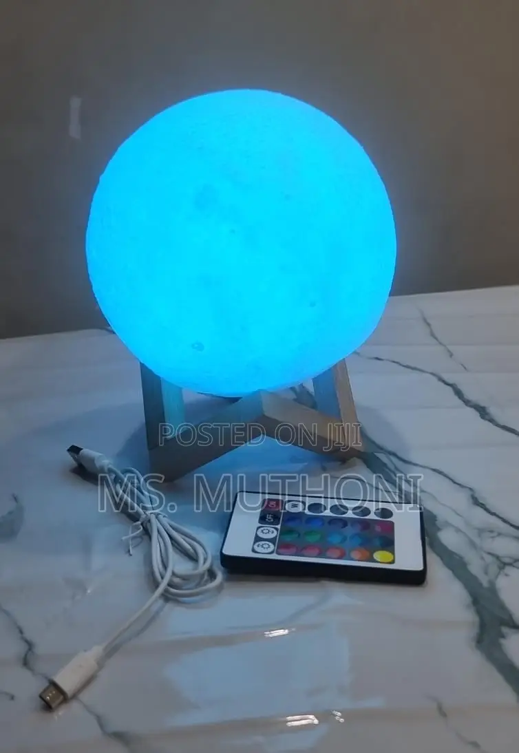 Remote Controlled 7 Colour Moon Light Lamp on Bamboo Base