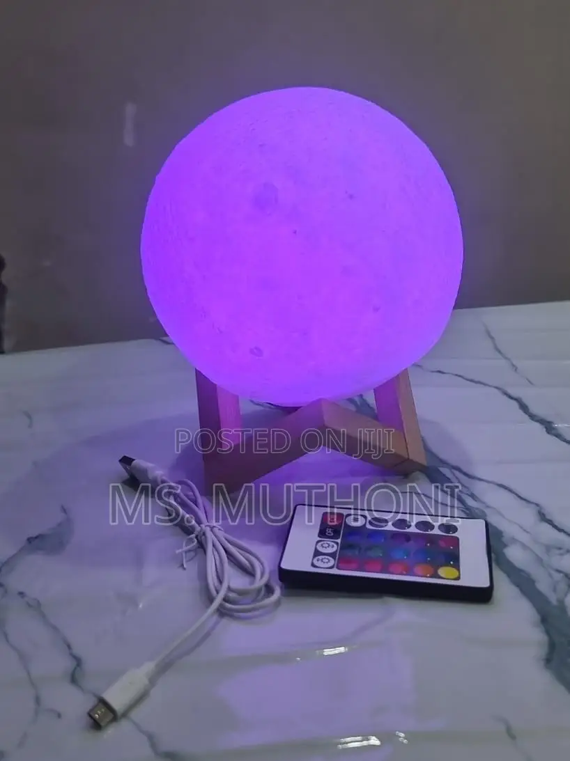 Remote Controlled 7 Colour Moon Light Lamp on Bamboo Base