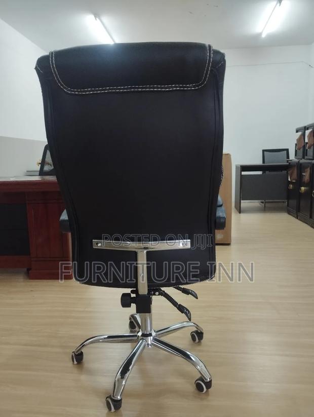 Executive Highback Office Chairs - thumbnail 2