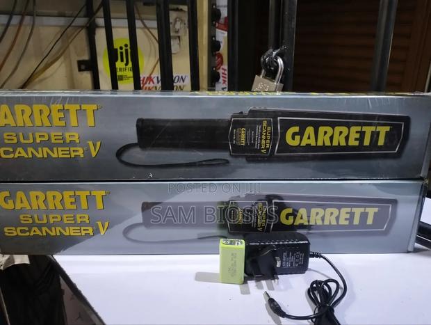 Garrett Hand Held Detector With Rechargeable Battery - main view