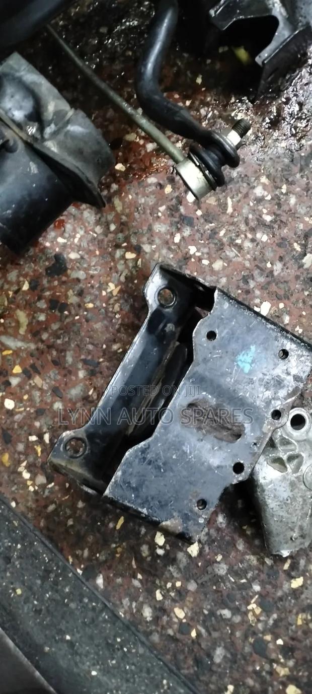 Gearbox Mountain for Suzuki Swift Ex Japan - main view