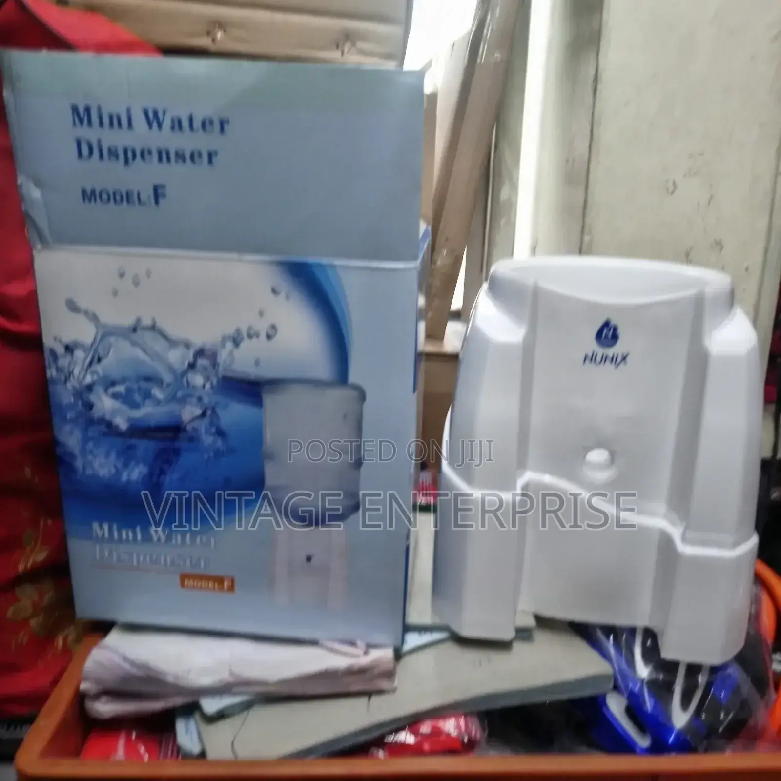 *Nunix Mini Water Dispenser