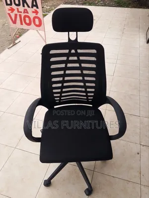 Adjustable Headrest Chair