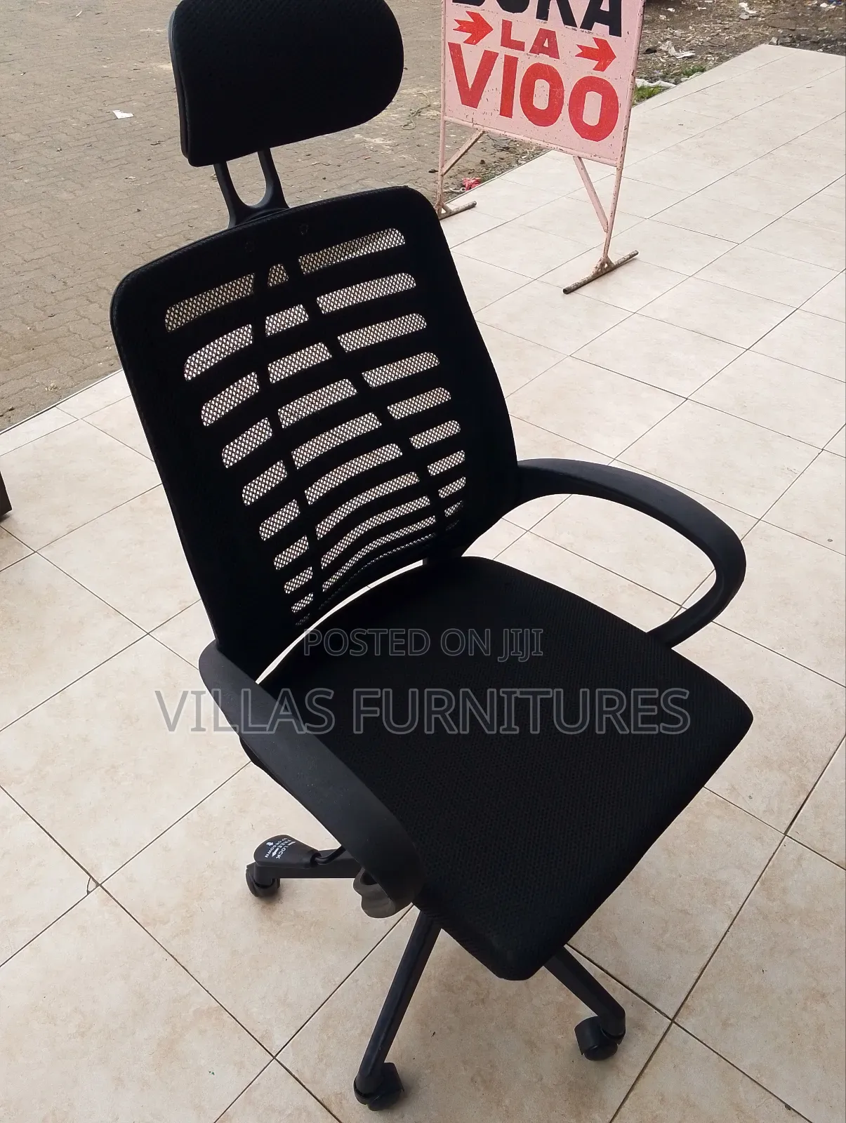 New Headrest Chair