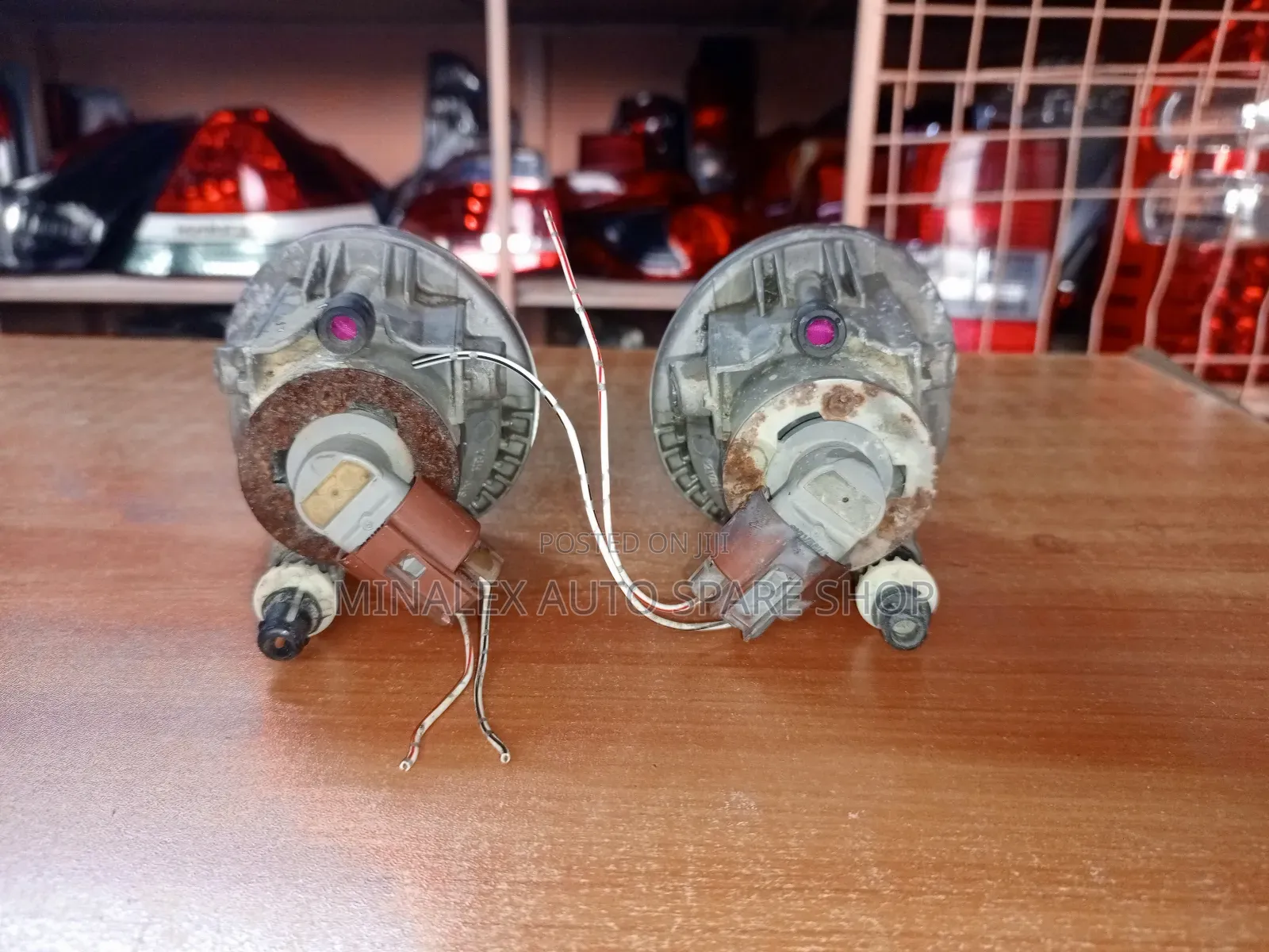 Caldina Chopper 2005 Model Foglights Complete With Bulbs