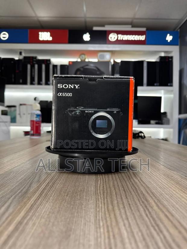 Sony A6500 With 16-50mm - thumbnail 4