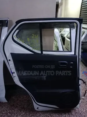 Suzuki Alto Back/Rear Door