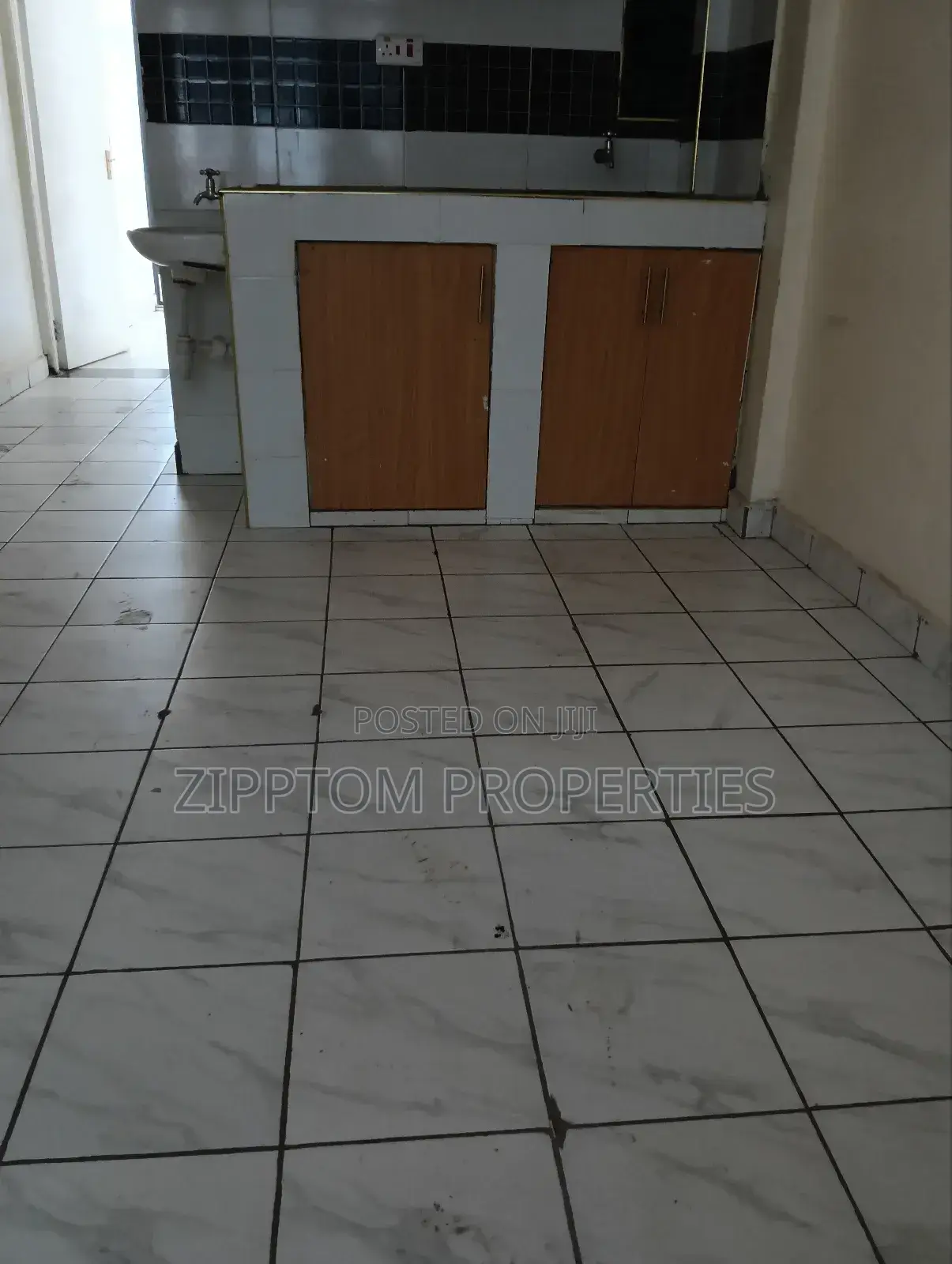 1bdrm Apartment in South B for rent