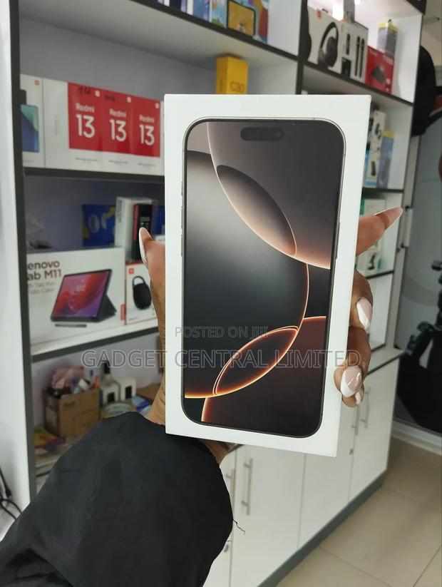 New Apple iPhone 16 Pro 256 GB Black - thumbnail 3