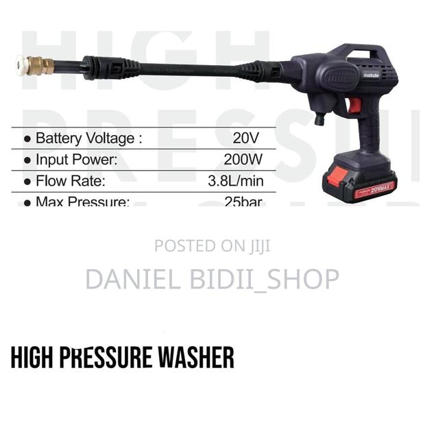 Cordless High Pressure Washer - main view
