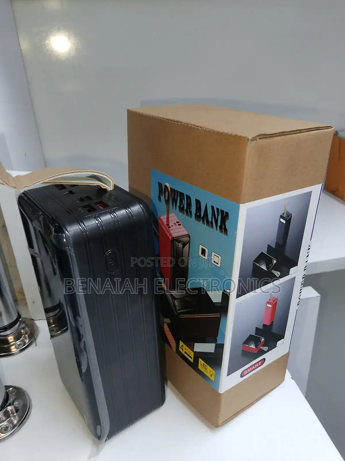 Power Bank 60000 Mah,Fast Charge, Four USB Output Ports