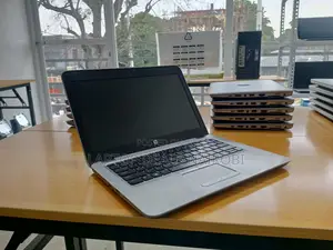 Laptop HP EliteBook 820 8GB Intel Core I5 SSD 256GB