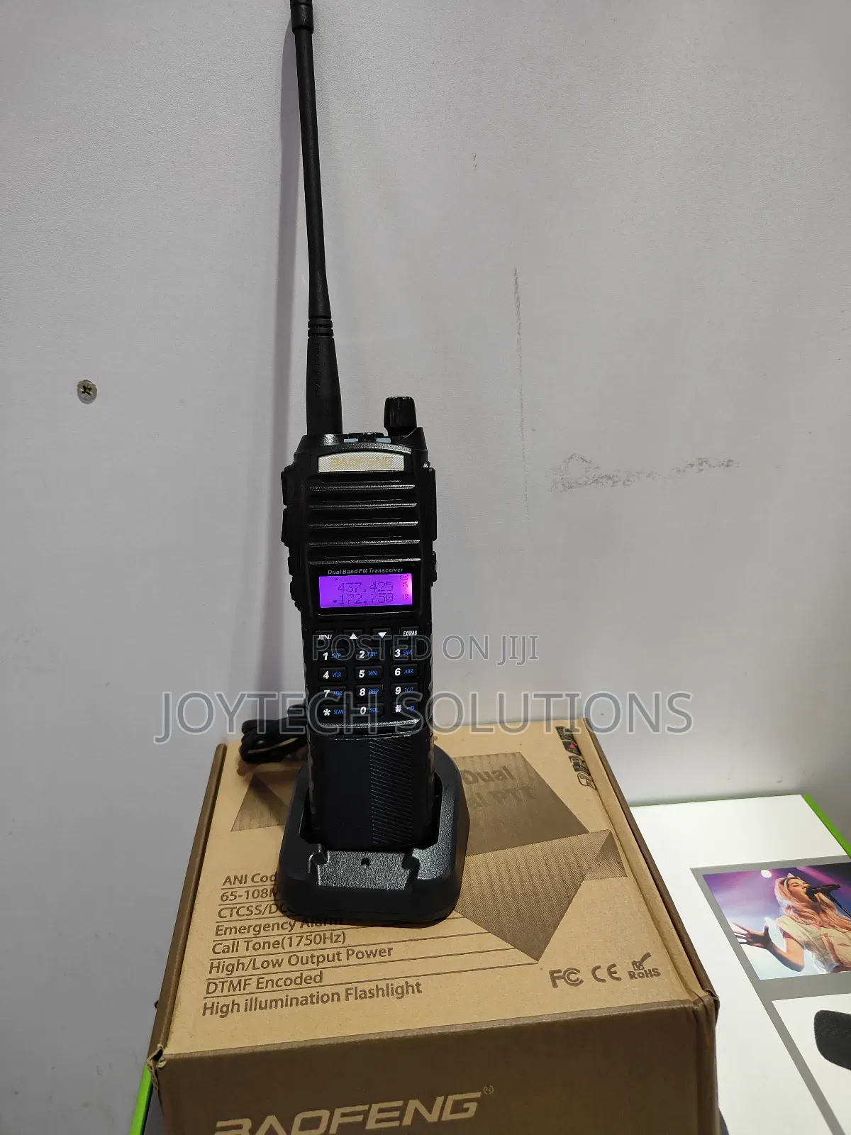 Uv 82 Walkie Talkie ( 3800 Mah 8 Watts )