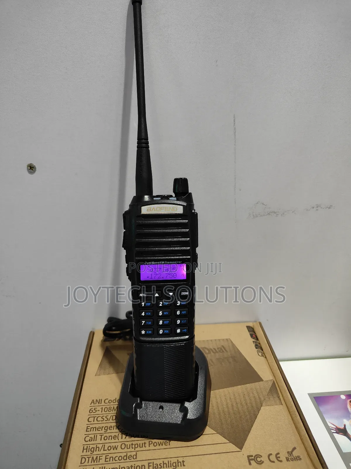 Uv 82 Walkie Talkie ( 3800 Mah 8 Watts )