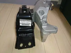 Nissan Serena Engine Mount.