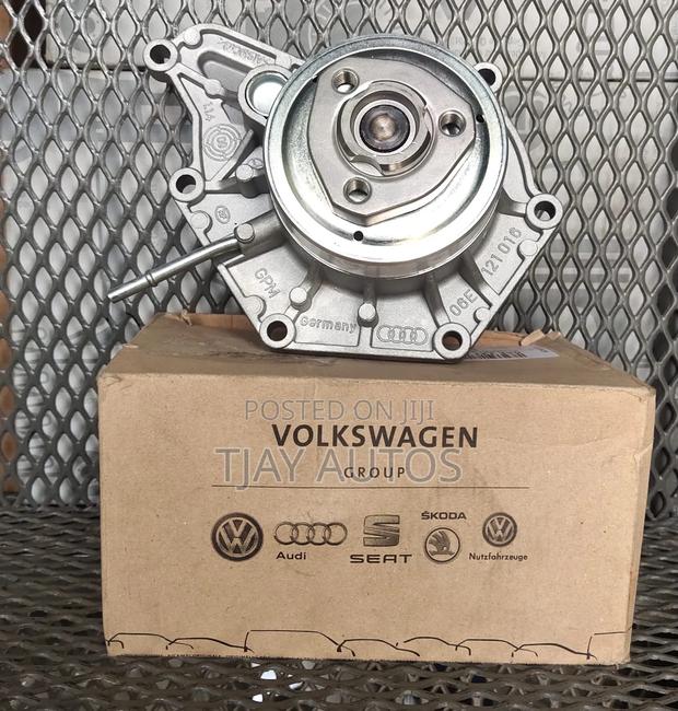 Engine Water Pump 06E121018F for VW and Audi 3.0L 3.2L