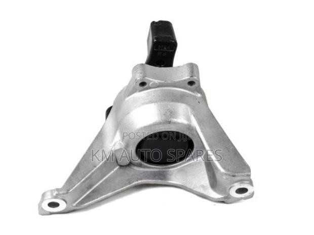 Honda Stream Engine Mount.