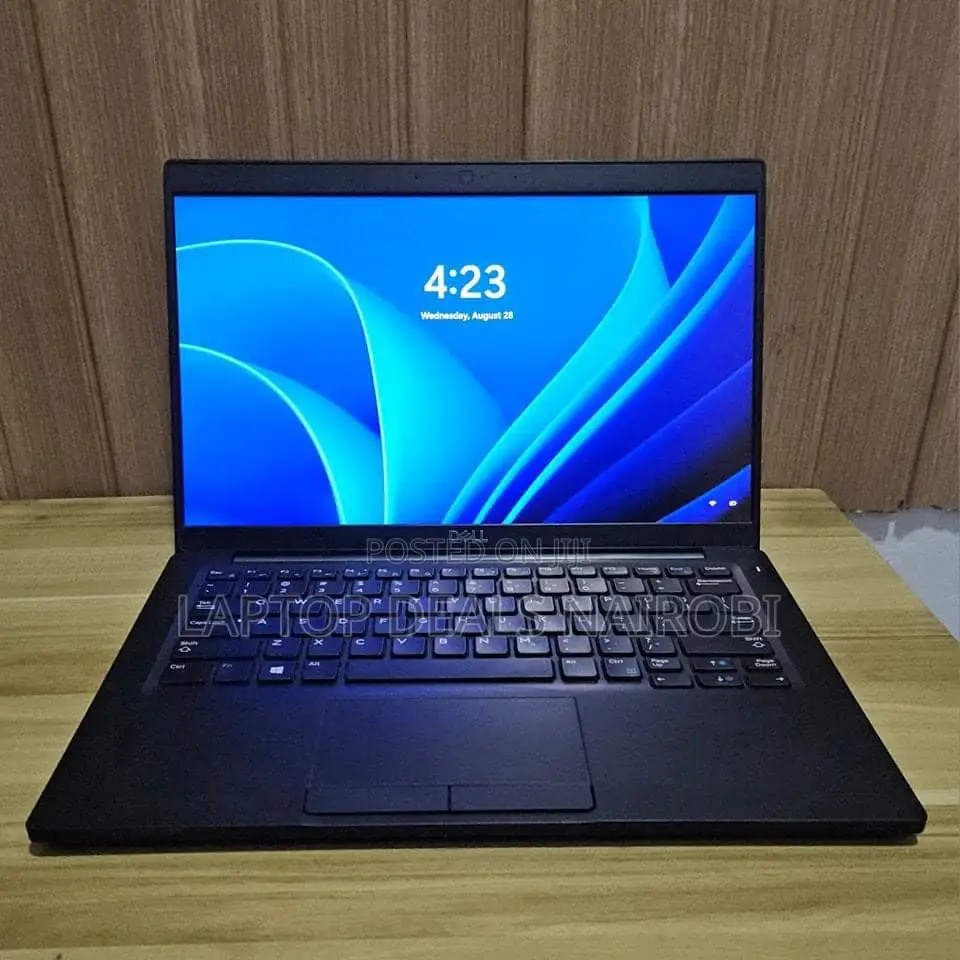 Laptop Dell Latitude 7390 4GB Intel Core I5 SSD 256GB