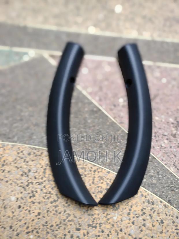 Bumper Moulding, Mitsubishi Outlander - main view