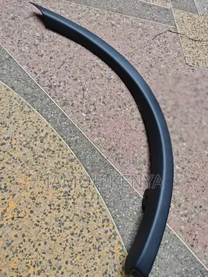 Mitsubishi Outlander Wheel Arc Moulding