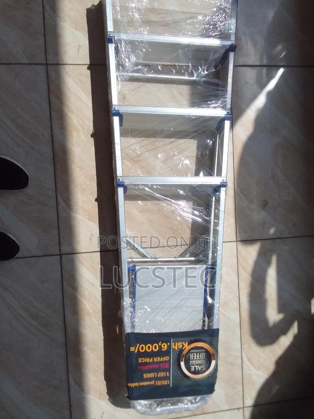 Luxstec 4 Step Ladder
