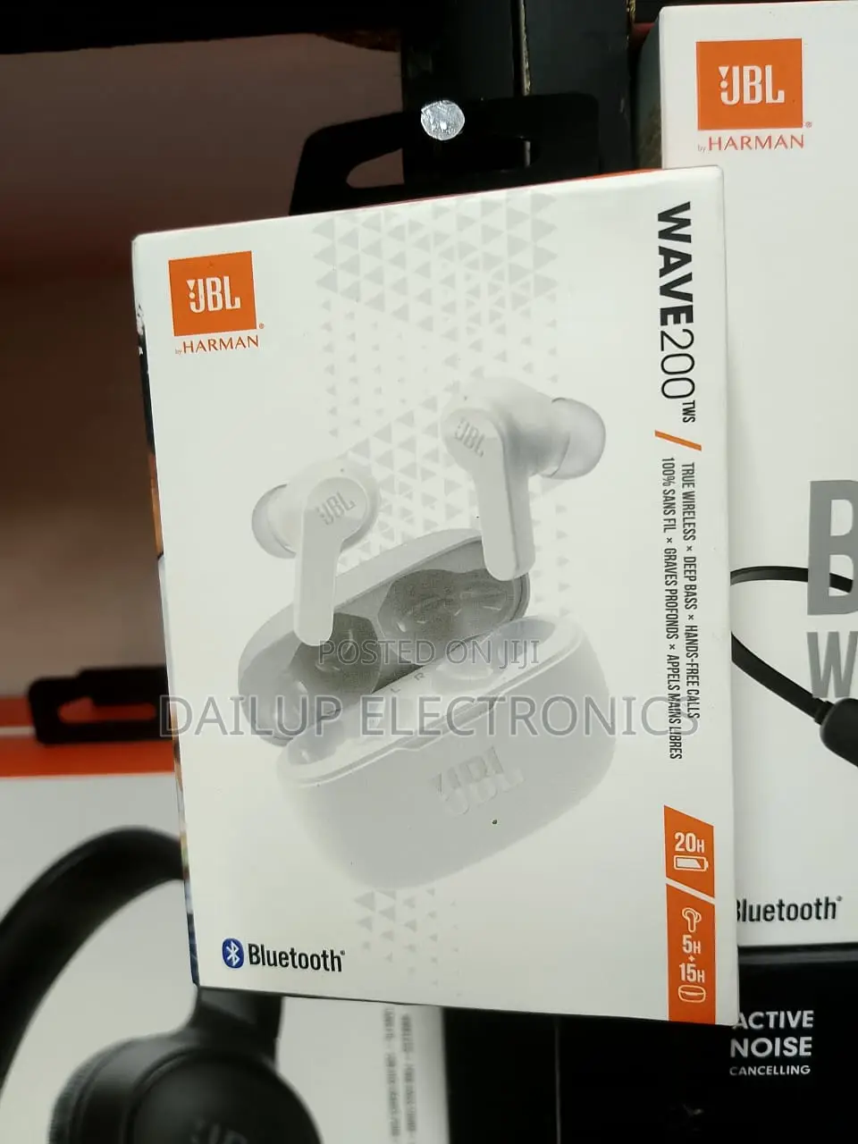 JBL Wave 200