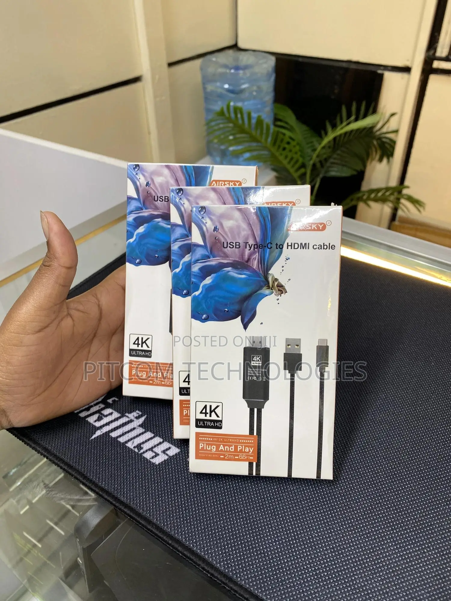 USB Type-C to HDMI Cable. (60 HZ)