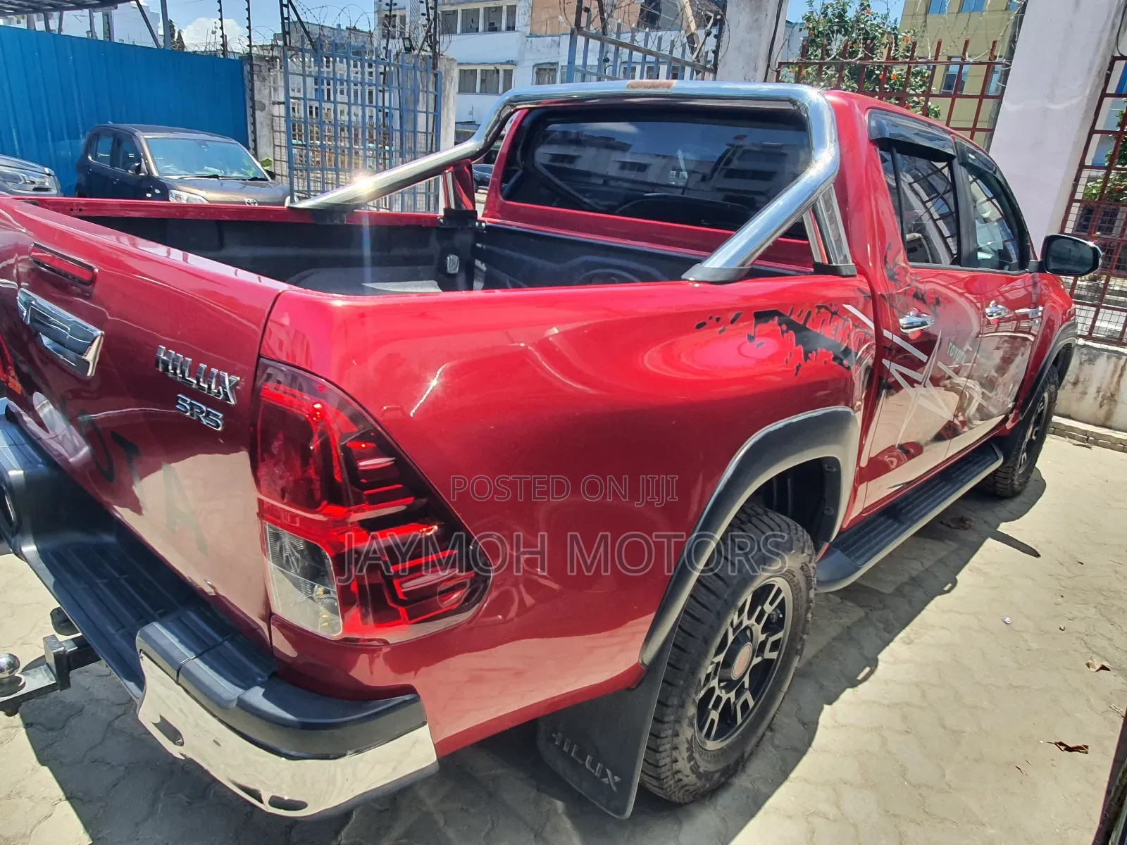 Toyota Hilux 2018 Red