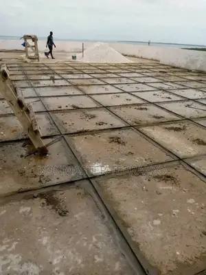 B M Terrazzo Fundi