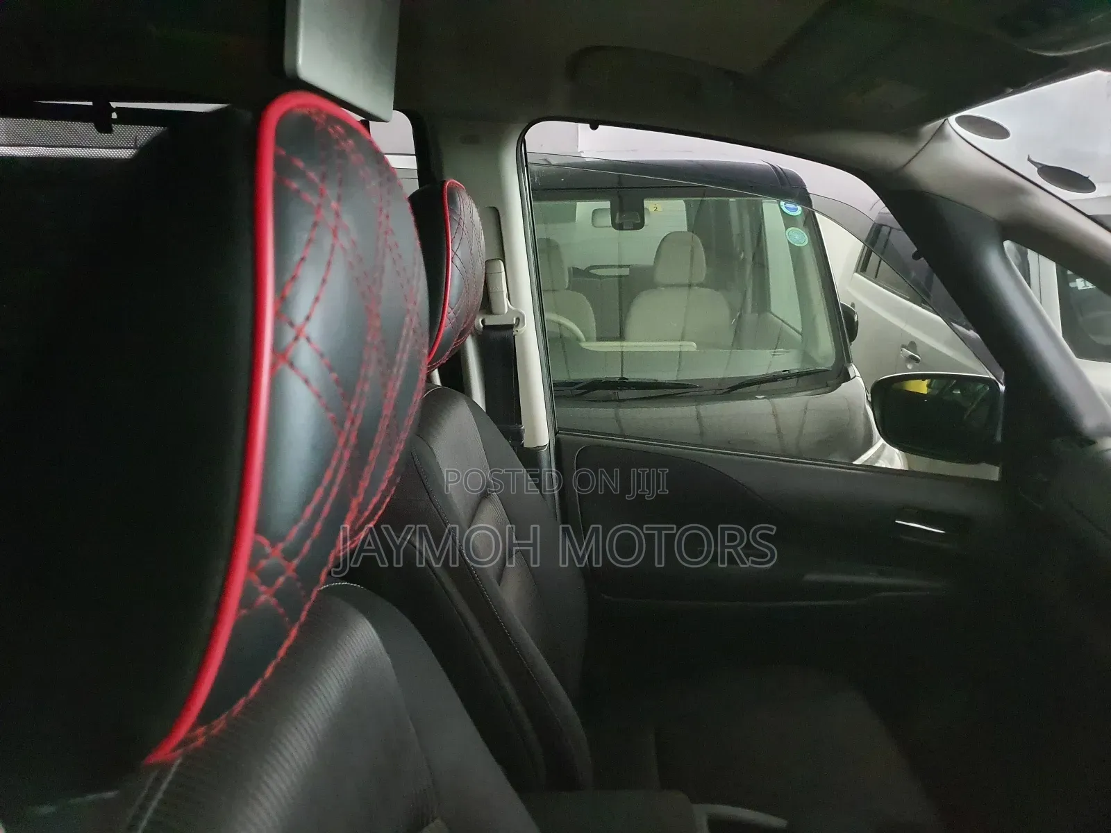 Nissan Serena 2018 Black
