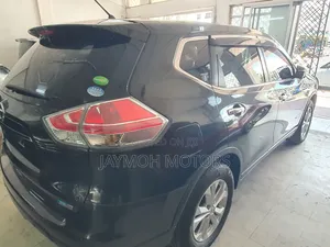 Nissan X-Trail 2017 Green
