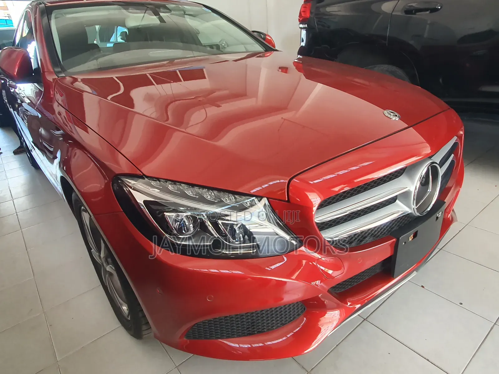Mercedes-Benz C200 2018 Red
