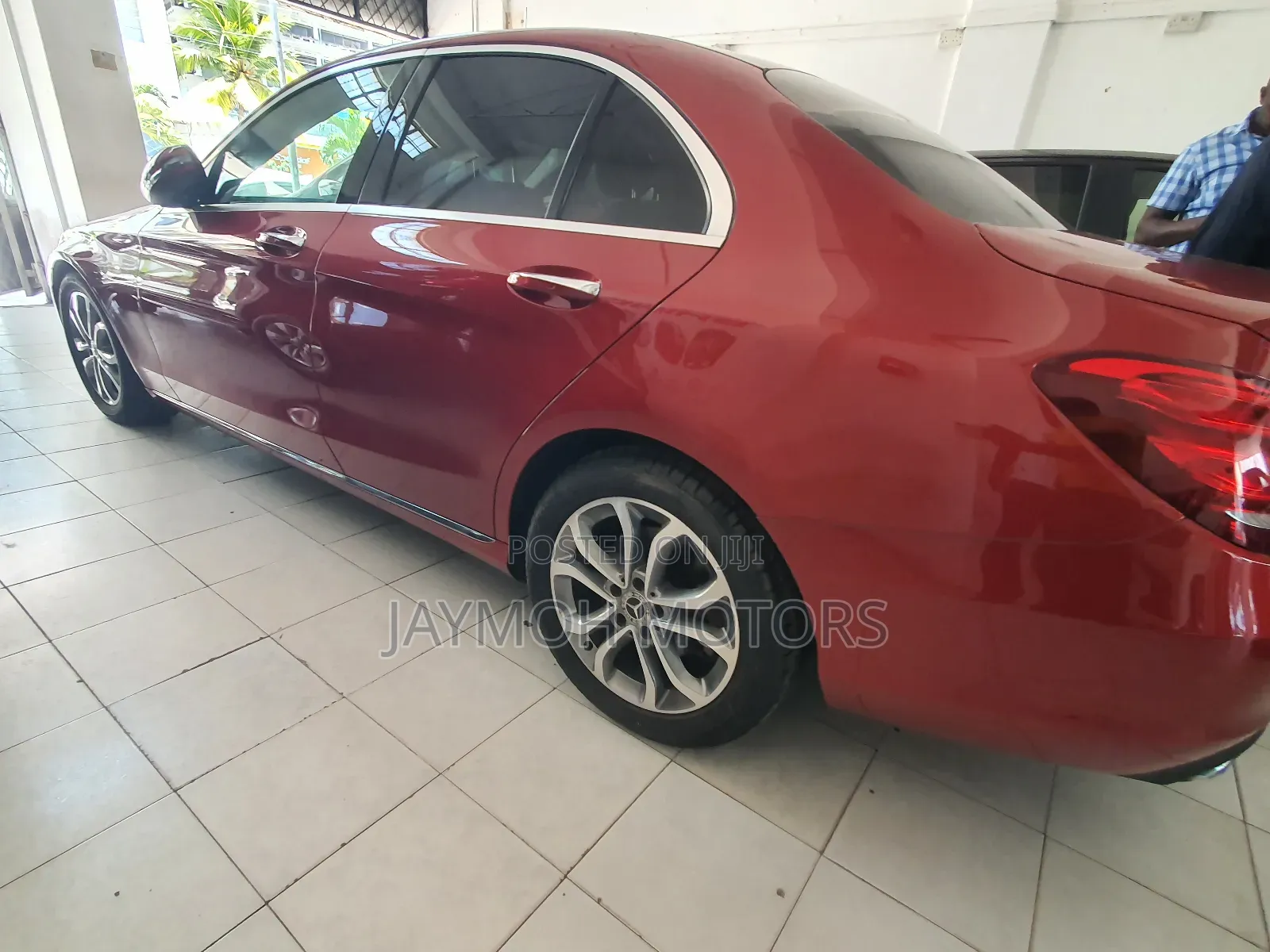 Mercedes-Benz C200 2018 Red