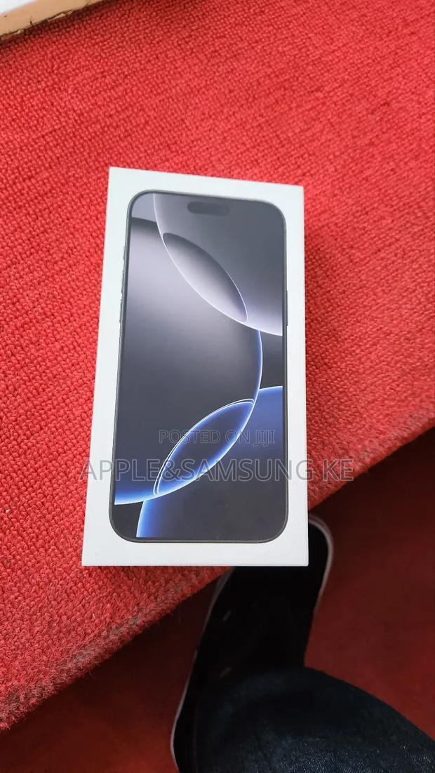 New Apple iPhone 16 Pro Max 256 GB Black - main view