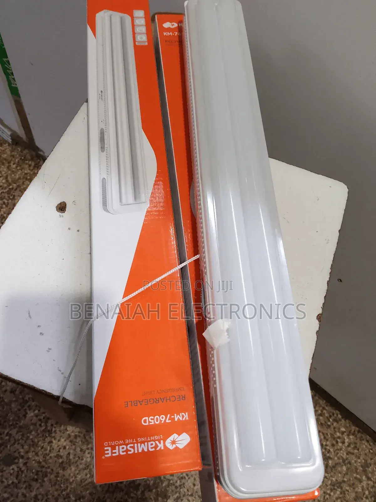 KAMISAFE LED RECHARGEABLE LAMP.Reliable Emergency Light