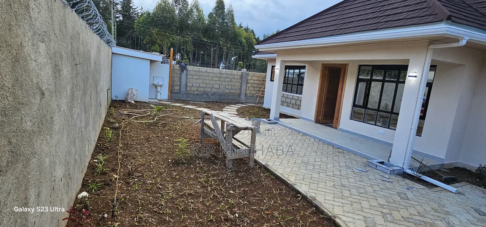 3bdrm Bungalow in Elgonview for sale