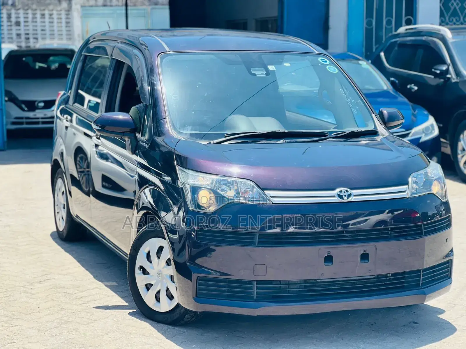 Toyota Spade 1.5 2017 Purple