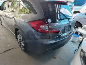 Honda Jade 1.5 Hybrid 2017 Gray