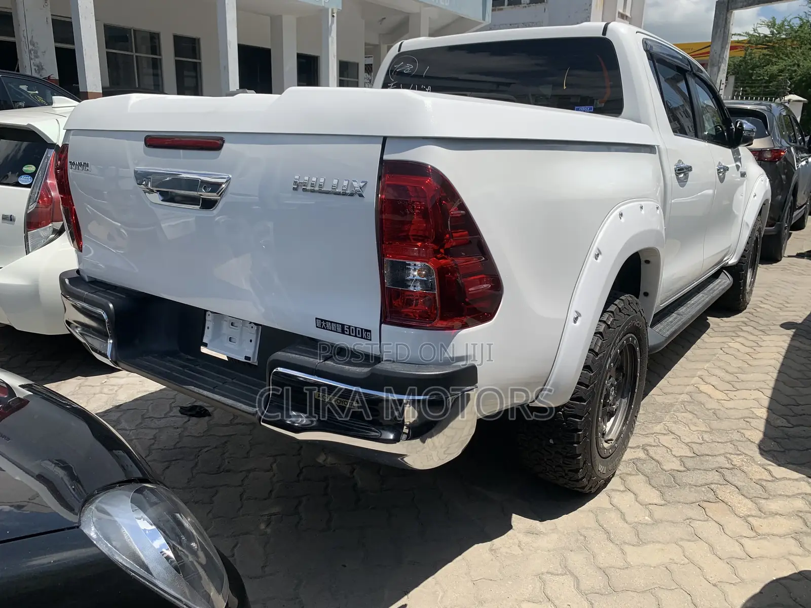 Toyota Hilux 2018 White