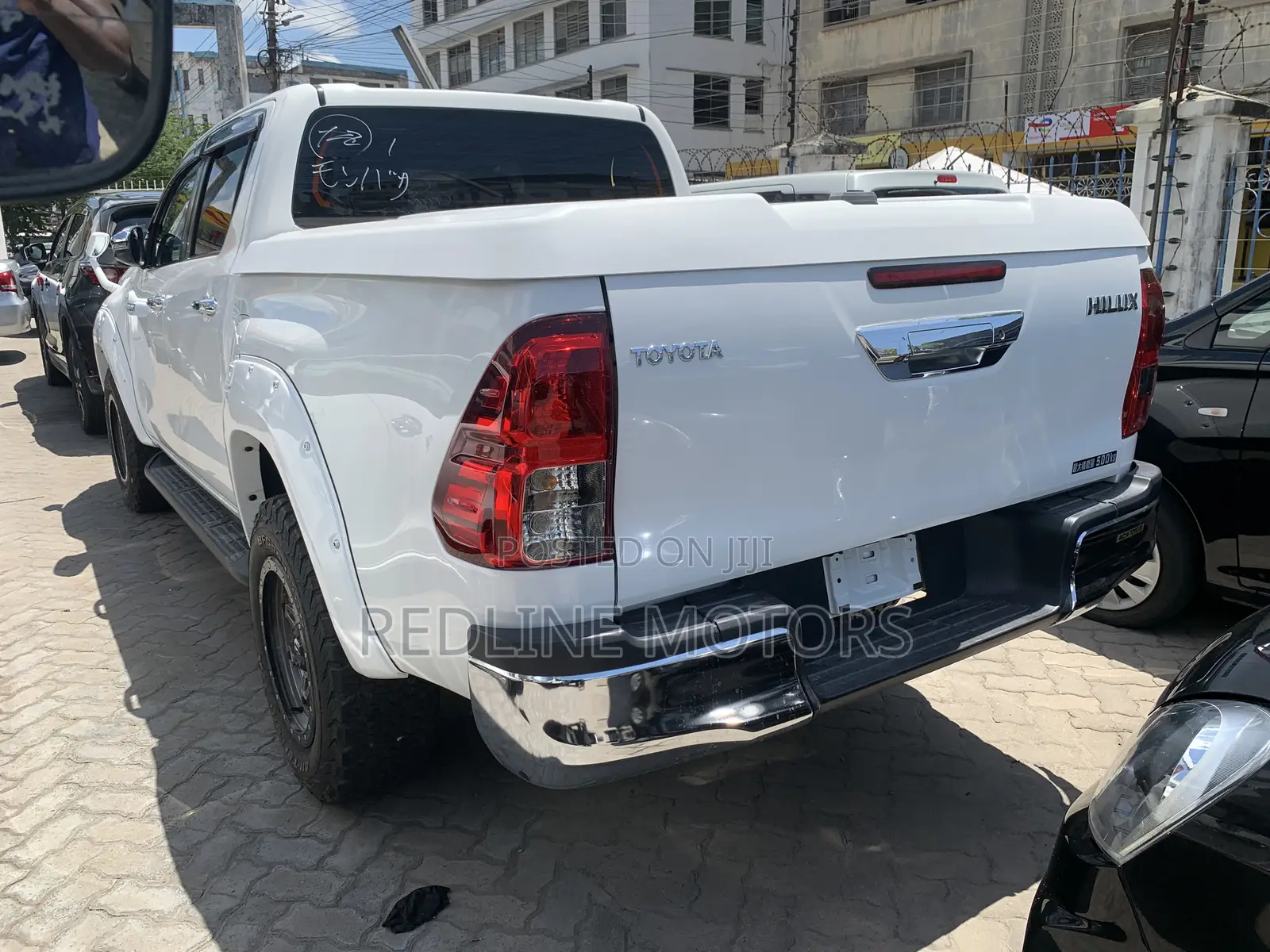 Toyota Hilux 2018 White
